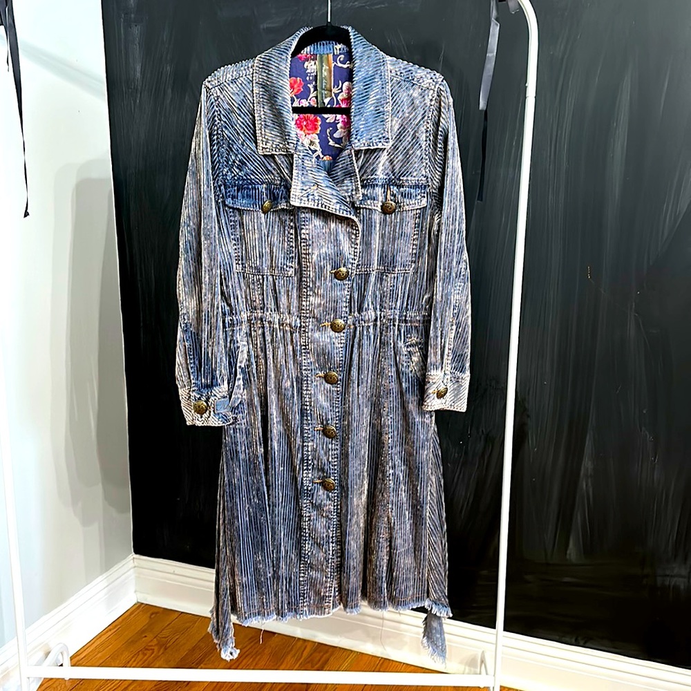 Aratta Over Coat OS